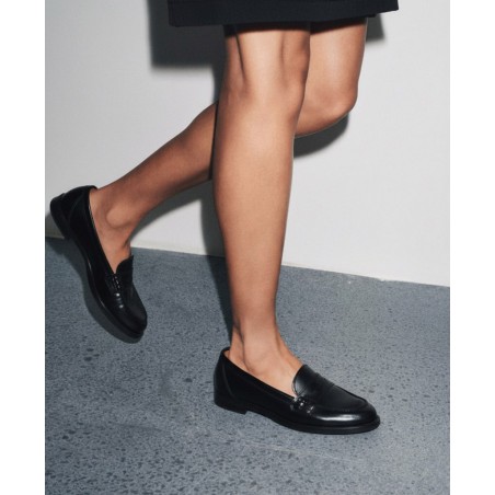 Mocasín clásico para mujer negro Catchalot 1101