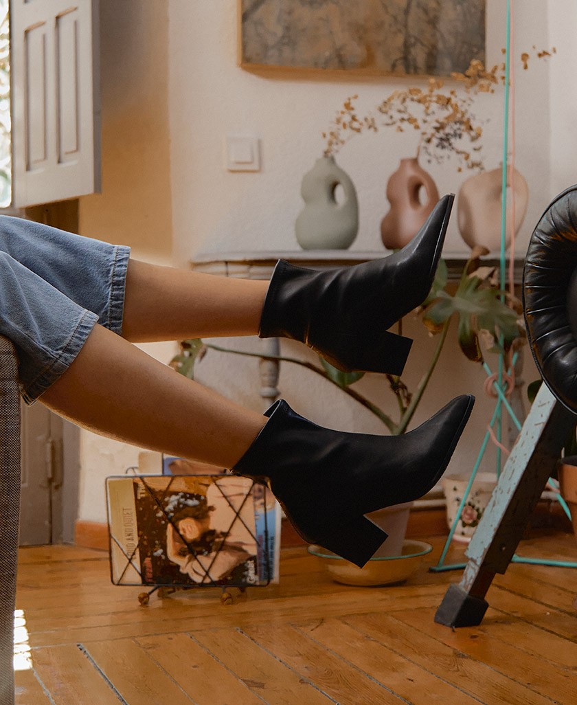 Miss Elastic 78151 Black Elastic Ankle Boots