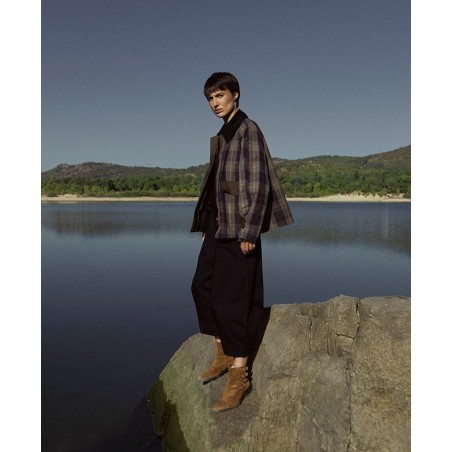 Botines de serraje con hebillas Alpe Couture 2322