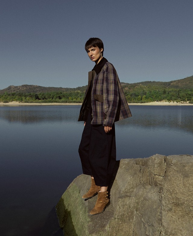 Botines de serraje con hebillas Alpe Couture 2322 Botines de serraje con hebillas Alpe Couture 2322