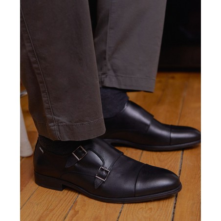 Zapato negro elegante Pikolinos Bristol M7J-3229