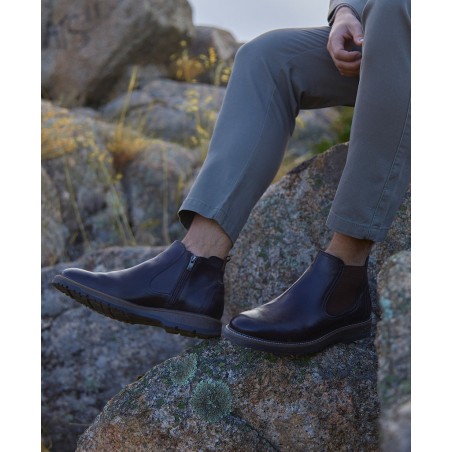 Botines marrones hechos de piel Fluchos F2323