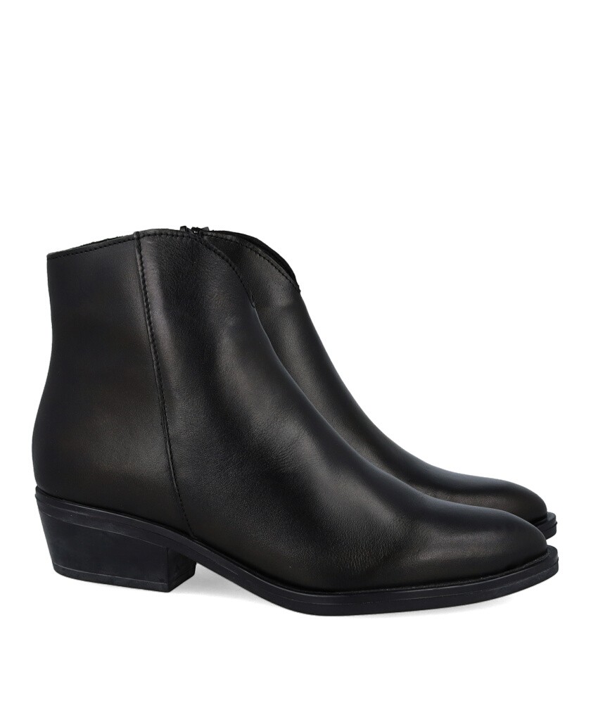Luparense black zip-up ankle boots 455 6409