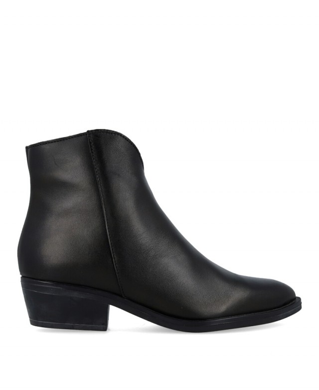 Luparense black zip-up ankle boots 455 6409