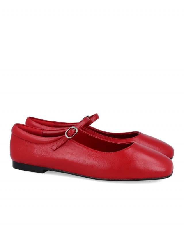Merceditas en color rojo Catchalot Diana