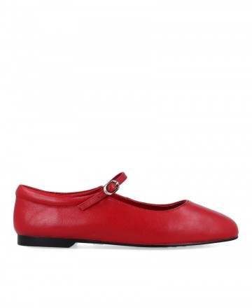 h2Merceditas en color rojo Catchalot Diana h2 pAporta pasion y comodidad a tu vestuario con las Merceditas rojas Diana de Catch