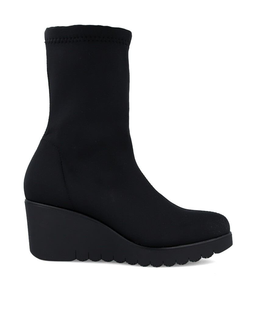 Paula Urban 15-1281 Lycra wedge boots
