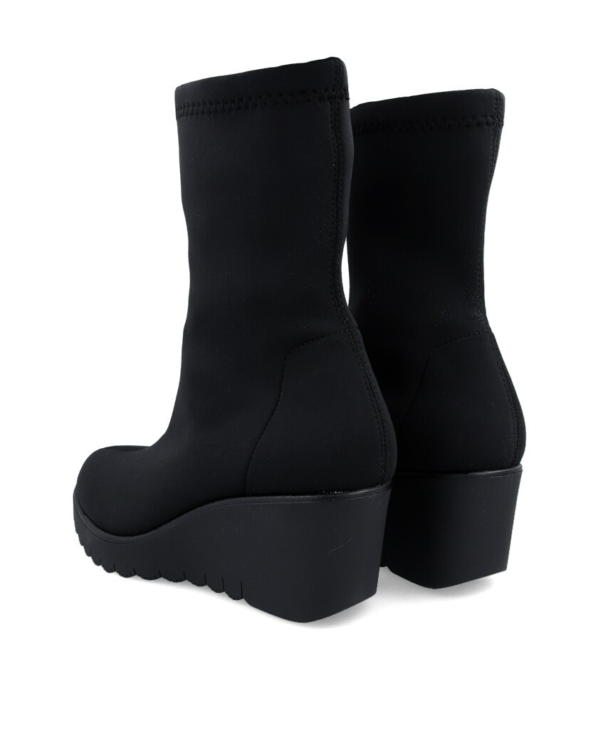 Paula Urban 15-1281 Lycra wedge boots