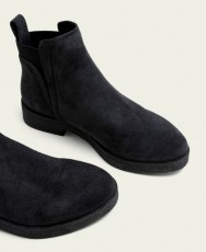 Porronet Adele 4701 black suede ankle boots