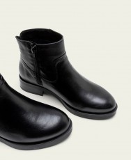 Botines para mujer en color negro Caracteristicas con cremallera tacon 4 cm zapato de estilo casual suela de goma termoplastica