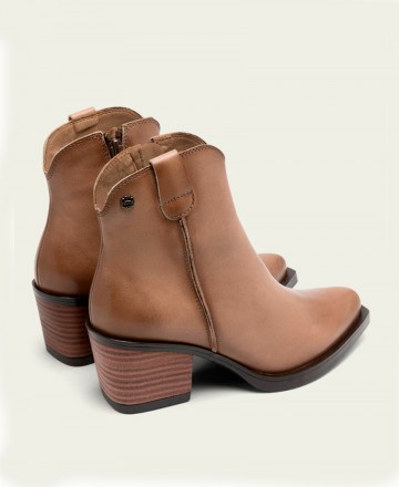 Botines cowboy de piel Porronet Frida 4752
