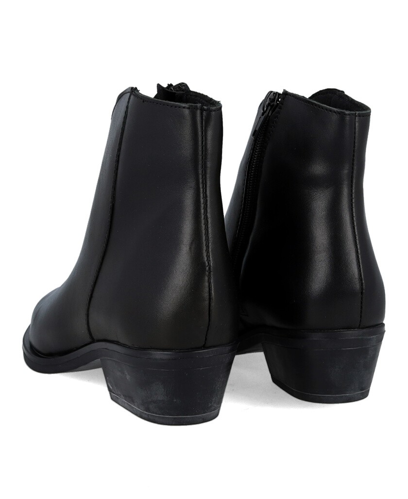 Luparense black zip-up ankle boots 455 6409