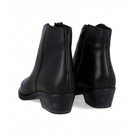 Luparense black zip-up ankle boots 455 6409