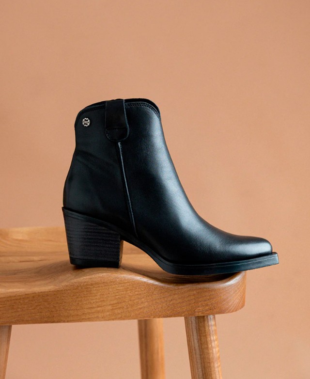 Botines negros de piel Porronet Frida 4752