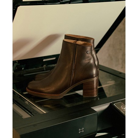 Porronet Rania 4780 brown leather ankle boots