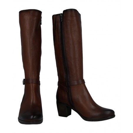 h2Botas de tacon con detalle de hebilla Paula Urban 14 392 h2 pLas Botas Paula Urban 14 392 son la eleccion perfecta para la mu