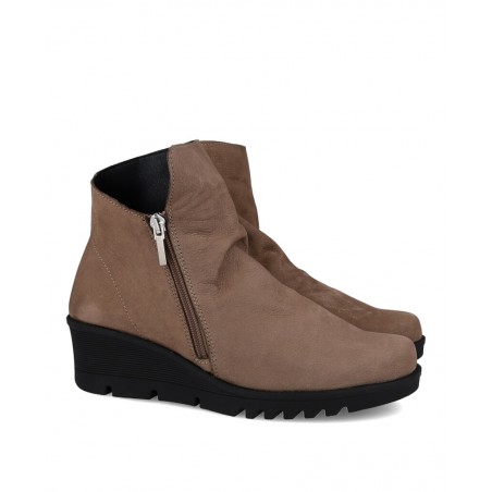 Botines de piel con cuña Tambi Mia 40
