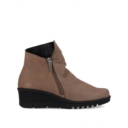 Botines de piel con cuña Tambi Mia 40