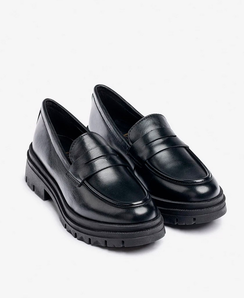 h2Mocasin negro con antifaz Yokono Cham 008 h2 pRedefine el estilo de tu dia a dia con el Zapato plano CHAM 008 de YOKONO Este 