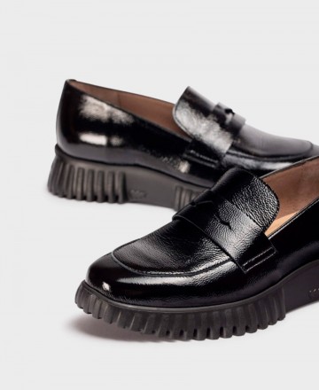 Wonders Flexfly A-4402 patent leather loafers
