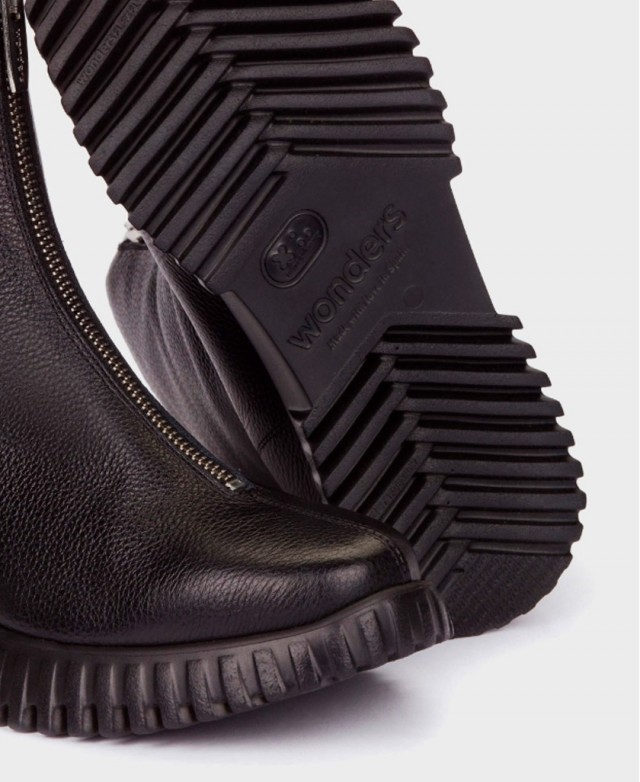 Sneakers de para mujer en color negro Caracteristicas cordones elasticos cuna 3 cm piso extra light exterior piel y textil e in Sneakers de para mujer en color negro Caracteristicas cordones elasticos cuna 3 cm piso extra light exterior piel y textil e in