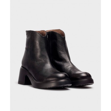 Wonders Flytres E-7125 block heel ankle boots