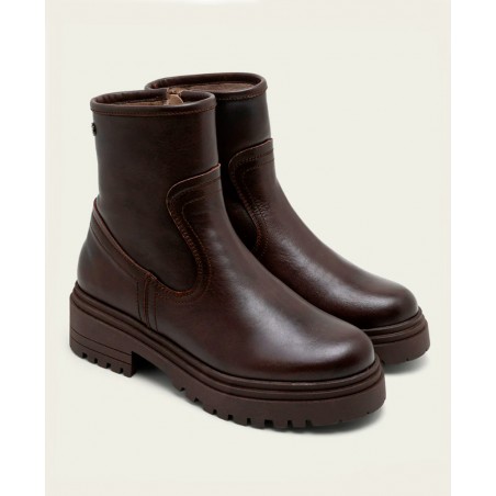 Porronet Clara 4726 ankle boots with track soles