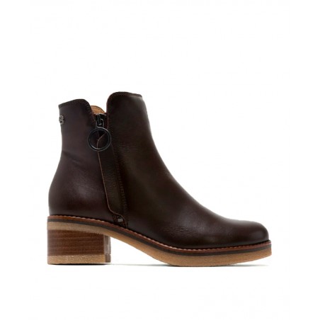 h2Botines con tacon efecto madera Porronet Delia 4732 h2 pLos botines Porronet Delia 4732 capturan la esencia del estilo casual