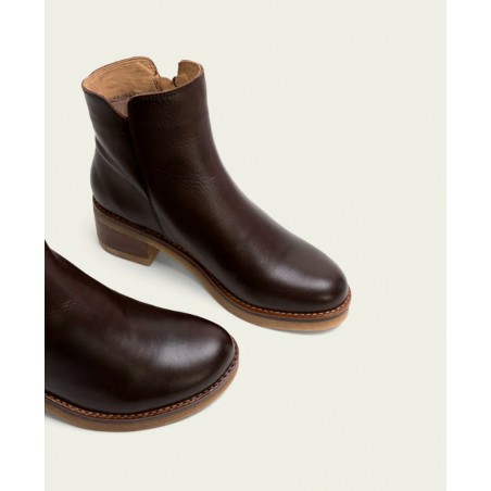 Porronet Delia 4732 boots with wood-effect heels