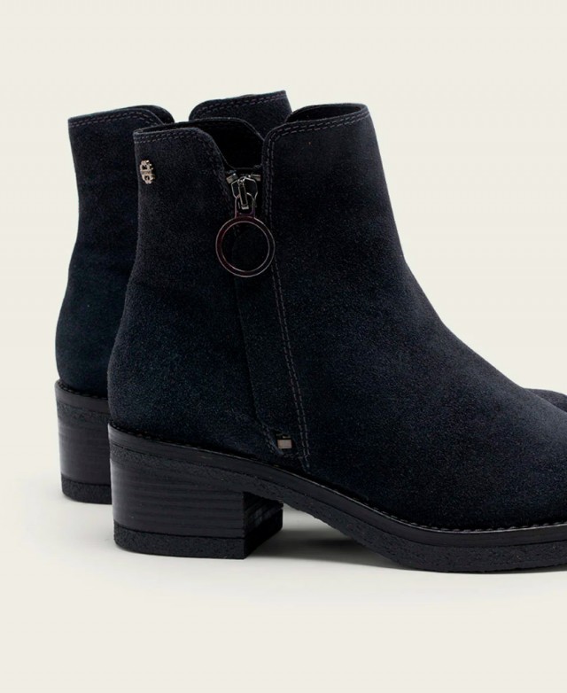 Porronet Diana 4733 split leather ankle boots