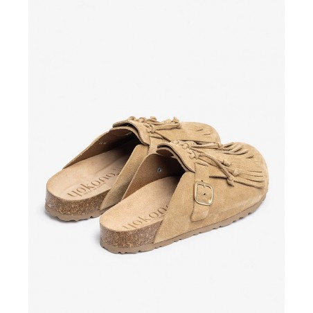 Beige suede shoe Yokono clog 260