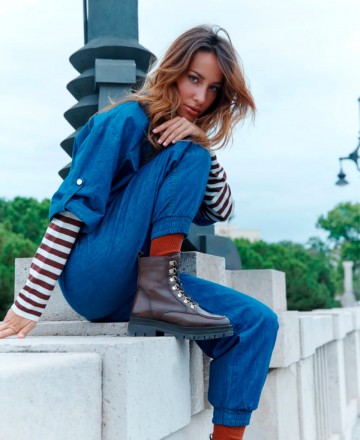 Yokono Lan-312 women's brown flat ankle boots