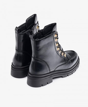 Botín plano con suela dentada Yokono Lan-312 Botín plano con suela dentada Yokono Lan-312