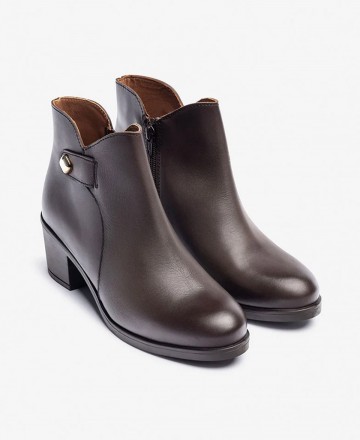 Botines marrones de tacón bajo Yokono Lille-103