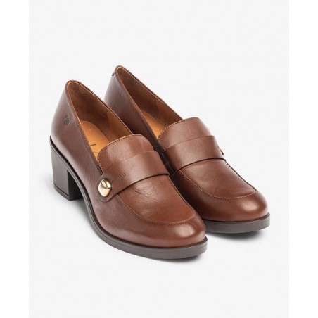 Yokono Lille-100 heeled shoe with detailing