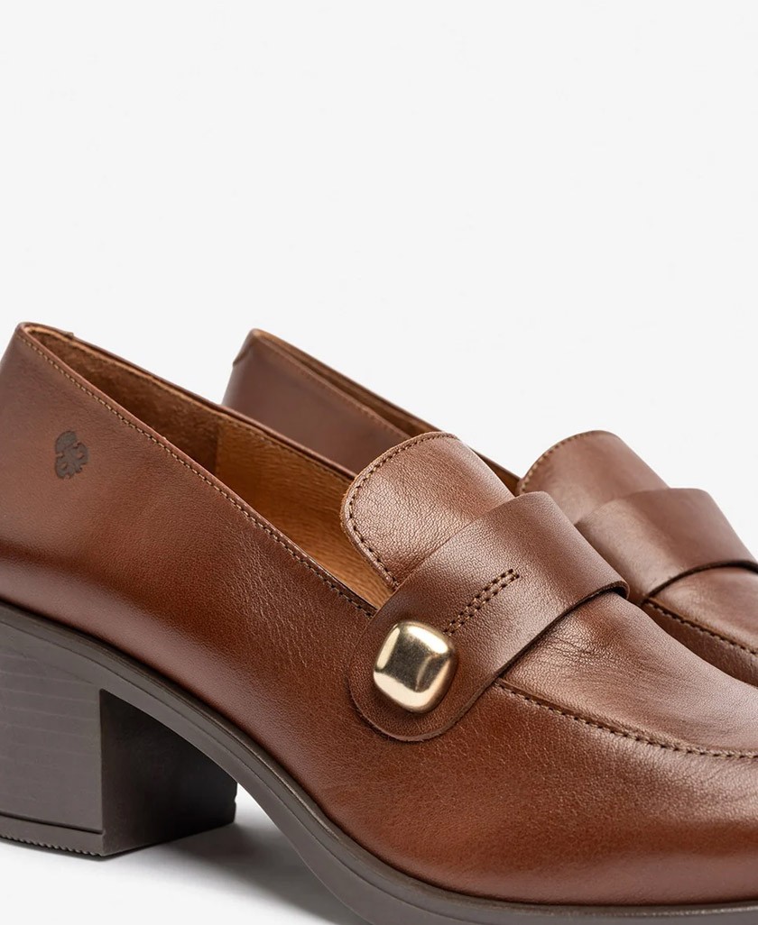 Zapato de tacón con detalle Yokono Lille-100