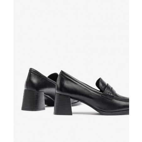 Mocasines elegantes en negro Yokono Luna-001