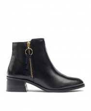 Botines para mujer en color negro Caracteristicas con cremallera tacon 5 cm zapato de estilo casual suela de goma exterior piel