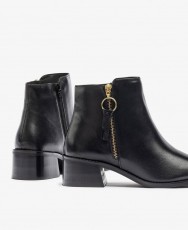 Botines para mujer en color negro Caracteristicas con cremallera tacon 5 cm zapato de estilo casual suela de goma exterior piel