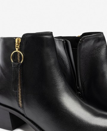 Botines para mujer en color negro Caracteristicas con cremallera tacon 5 cm zapato de estilo casual suela de goma exterior piel