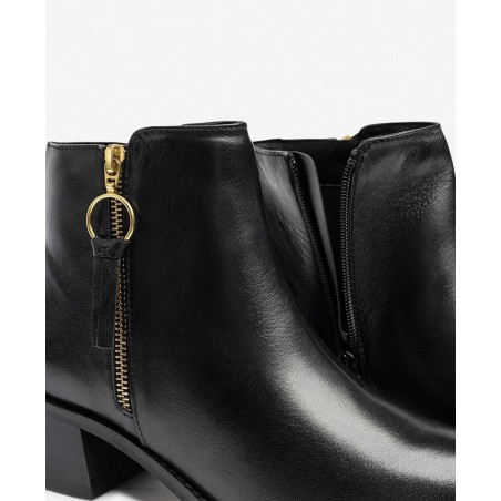 Botines para mujer en color negro Caracteristicas con cremallera tacon 5 cm zapato de estilo casual suela de goma exterior piel