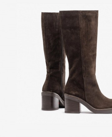 Botines para mujer en color marron Caracteristicas con cremallera tacon 5 cm zapato de estilo casual suela de goma exterior pie