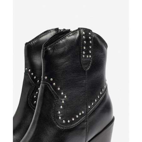 Botines para mujer en color negro Caracteristicas con cremallera tacon 5 cm zapato de estilo casual suela de goma exterior piel