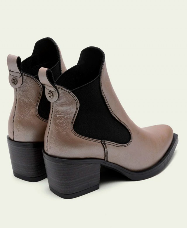 Botines para mujer en color metalizado Caracteristicas con cremallera tacon 4 cm zapato de estilo casual suela de goma termopla