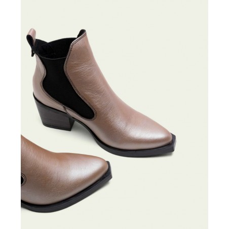 Botines para mujer en color metalizado Caracteristicas con cremallera tacon 4 cm zapato de estilo casual suela de goma termopla