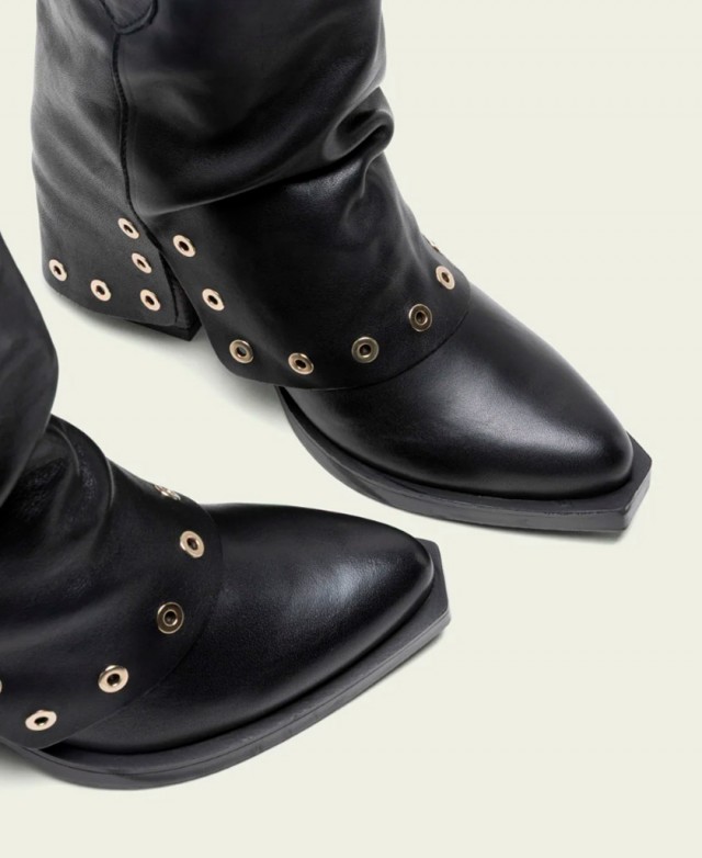 Porronet Flavia 4758 studded cowboy boot