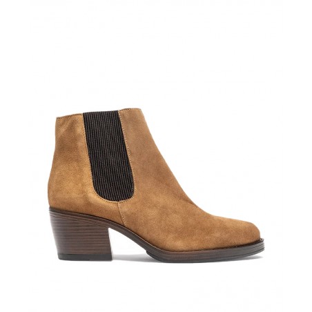 Camel leather ankle boots with heel Yokono Brava-003