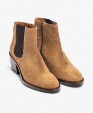 Camel leather ankle boots with heel Yokono Brava-003