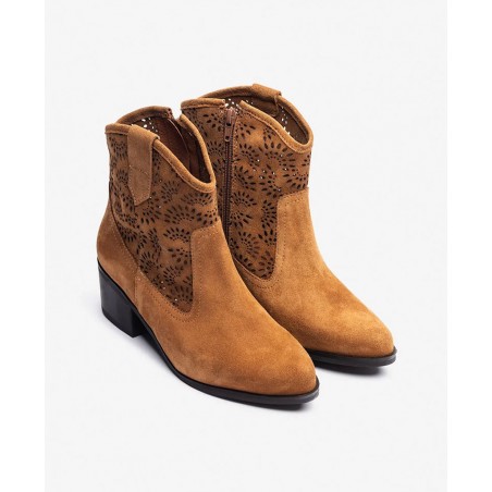 Yokono Laila-001 die-cut cowboy boots