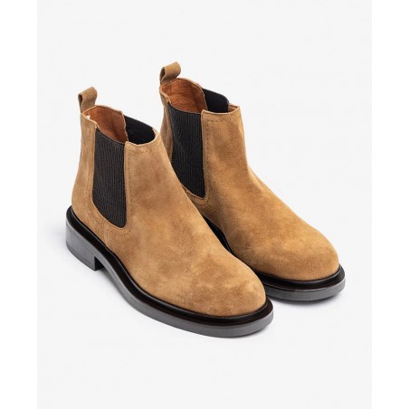 Yokono Lei-002 camel leather ankle boots